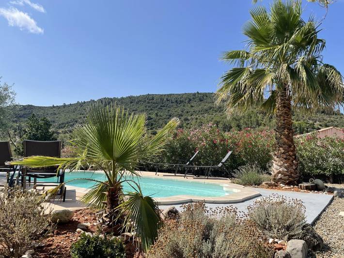 Gîte pour 8 personnes, avec jardin à Embres-et-Castelmaure - 2