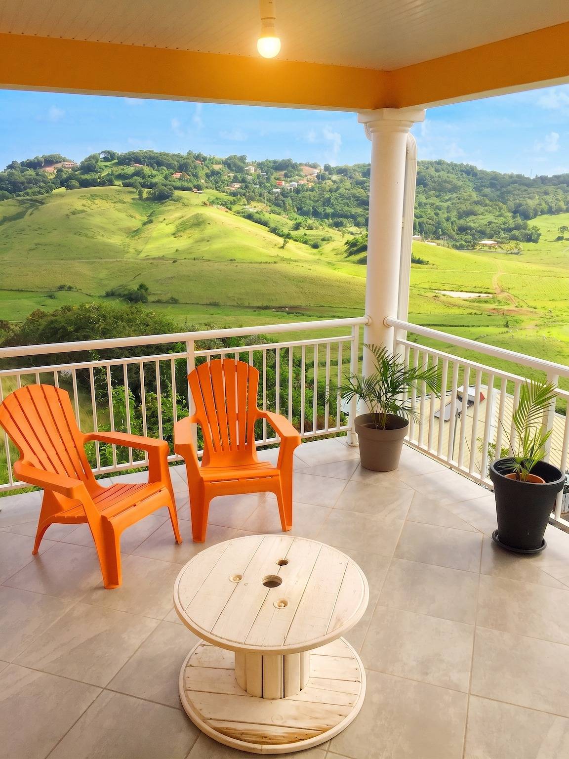 Entire apartment, Spacious apartment with mountain view in Le Marin, 82 sqm. in Le Marin, Martinique