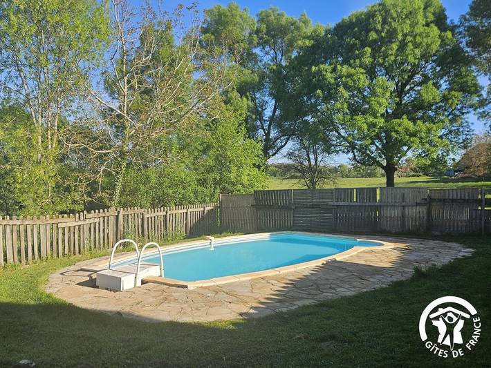 Gîte pour 12 personnes, avec jardin et piscine dans le Tarn - 2