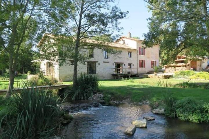 Bed and breakfast for 10 people, with garden - 1