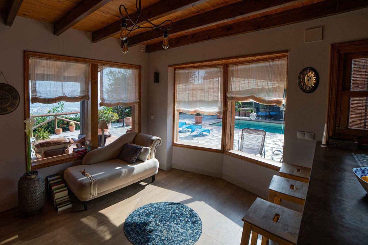 Four-Bedroom House in Motril, Cordillera Penibética