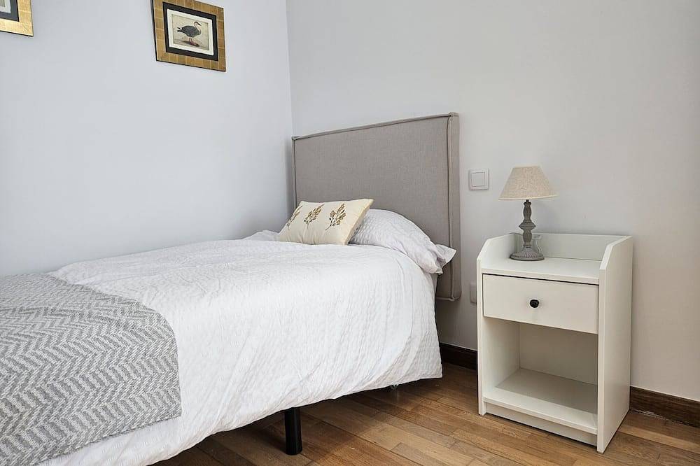 C22A01 Casa Rovacias Comillas in Comillas, Cantabrian Coast