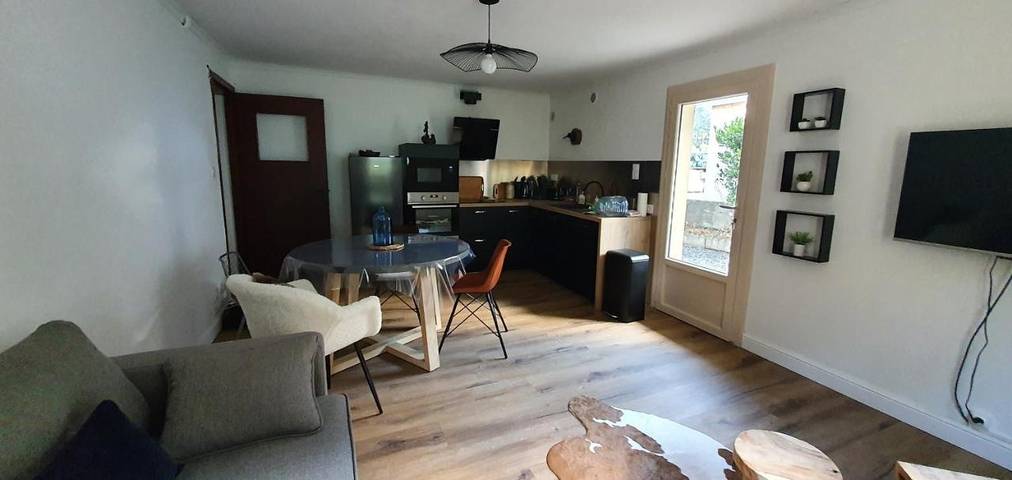 Location de vacances pour 5 personnes, avec jardin et vue à Sarrancolin