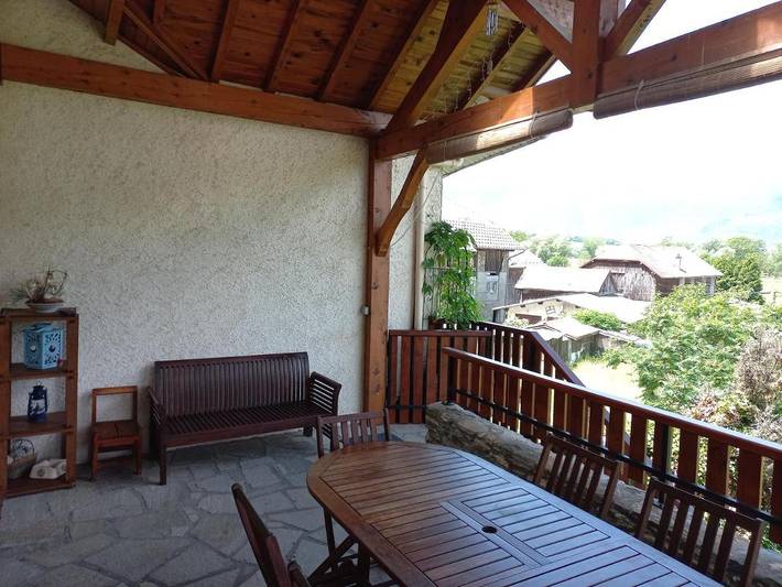 Location de vacances pour 8 personnes, avec vue et terrasse à Chamoux-sur-Gelon - 2