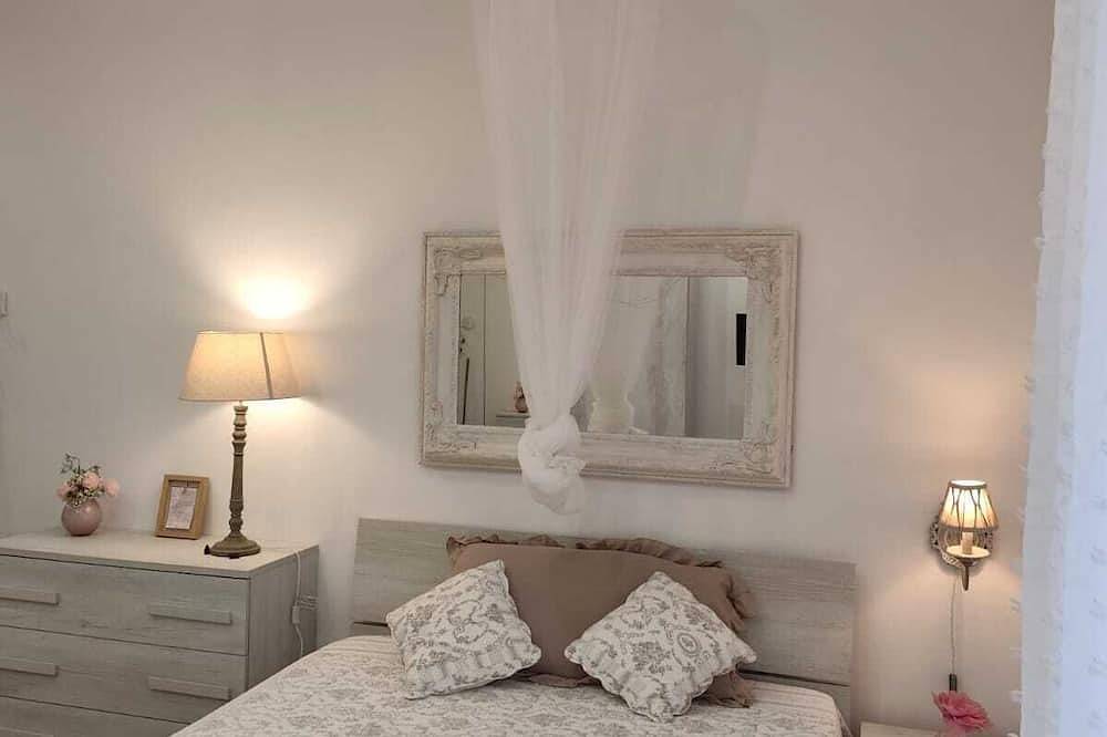 Struttura Molto Elegante Nel Pieno Centro Di Barletta \naffittacamere Gold in Barletta, Via Francigena