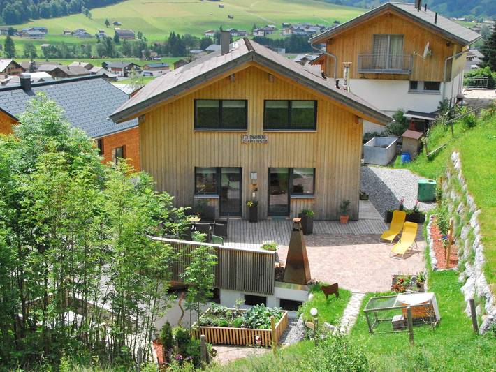 Ferienwohnung für 5 Personen, mit Terrasse und Garten sowie Ausblick in Au - 2