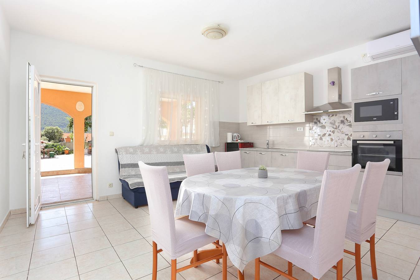 Appartamento vacanze a Grebastica a partire da 68€ a notte