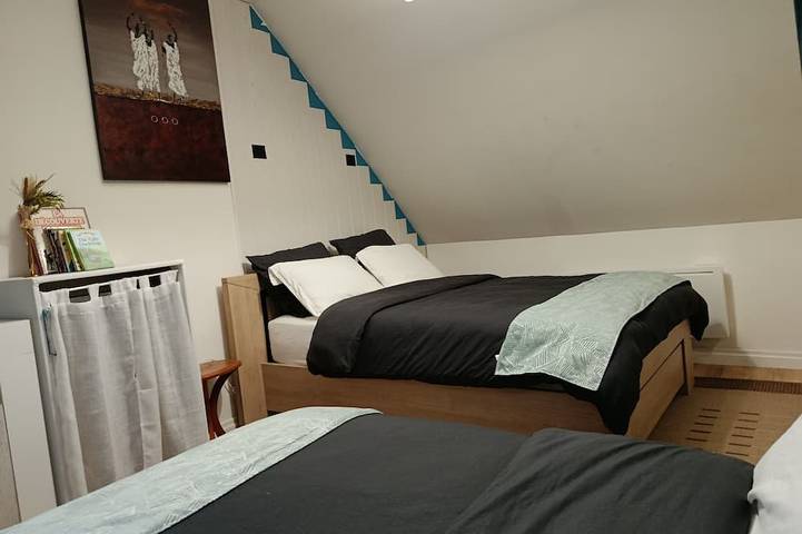 Apartamento entero, L'Ecrin Appart downtown, 5 minutes from the foundry and museum. in Villedieu-les-Poêles, Côte de la Déroute