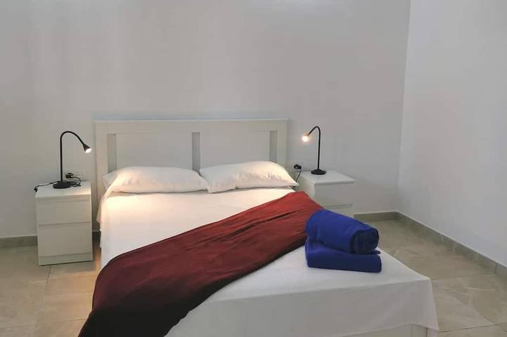 Appartement entier, Appartement d’une chambre avec barbecue et terrasse. in Tahiche, Teguise