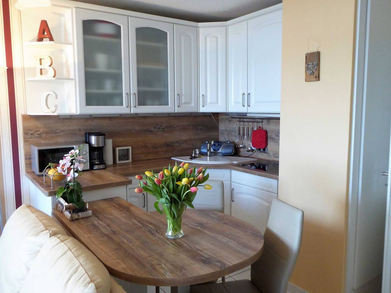 Ganze Ferienwohnung, Apartment Meeresbrise, Prinz Hamlet - Prinz Hamlet 7. Stock, Ostseite, Balkon, Meerblick, Pool in Pelzerhaken Strand, Südstrand Pelzerhaken
