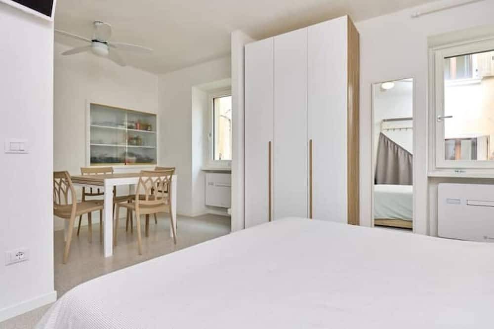 Ganze Wohnung, Cozy Apartment in the Heart of Malcesine, Two Steps from the Castle! in spiaggia Malcesine (Malcesine), Malcesine