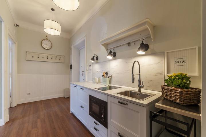 Ganze Wohnung, Ferienwohnung für 6 Personen mit Balkon/Terrasse in Rom, Rom Provinz
