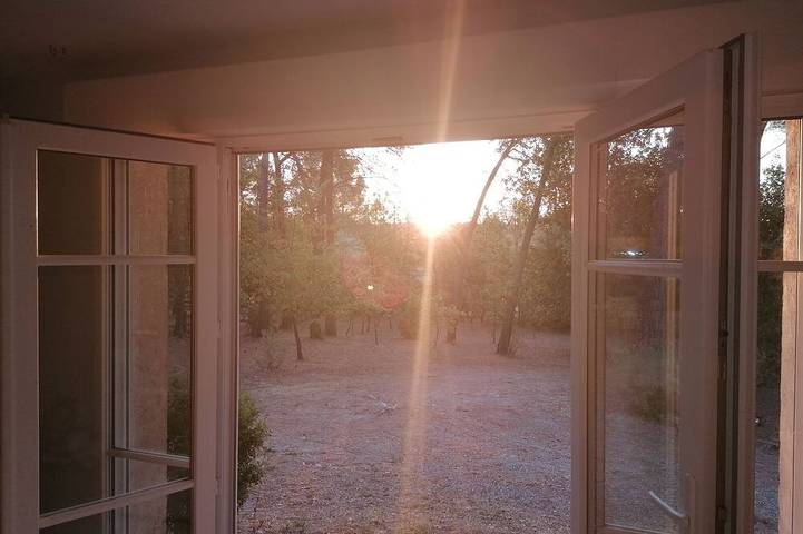 Gîte pour 3 personnes, avec piscine à Saint-Antonin-du-Var