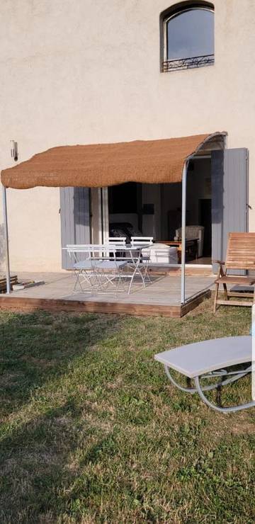 Gîte pour 6 personnes, avec jacuzzi et jardin à Jouques