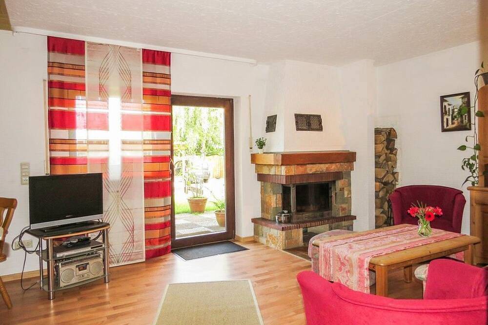 Geheel appartement, Fewo Reuter-Schneider - Appartement in Pfalzfeld, Hunsrück