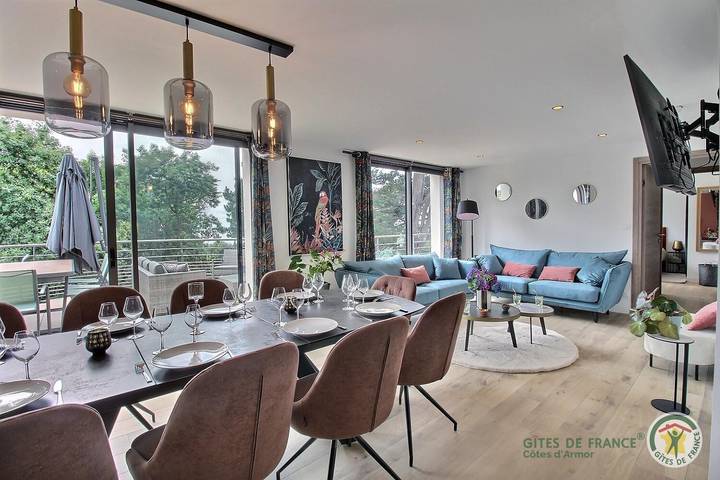 Gîte pour 9 personnes, avec jacuzzi et sauna ainsi que terrasse et piscine à Trébeurden - 4