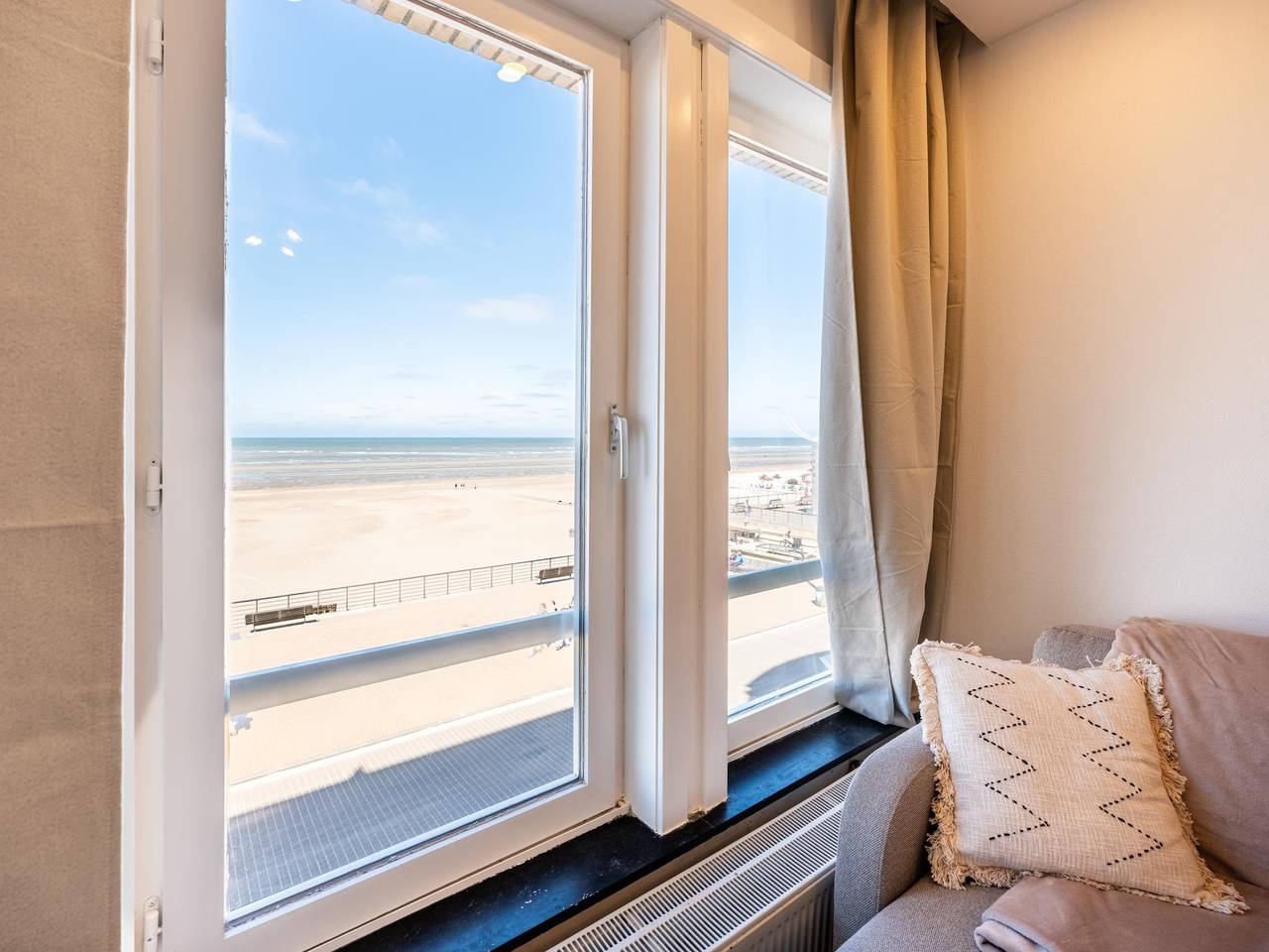 Appartement entier, Appartement élégant avec vue sur la mer. in Coxyde-les-Bains, Coxyde