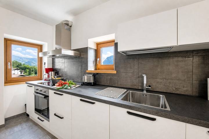 Ferienwohnung für 5 Personen, mit Kinderpool und Seeblick in Tenno - 4