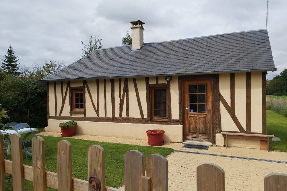 La casa de campo in Mesnil-en-Ouche, Región de Bernay