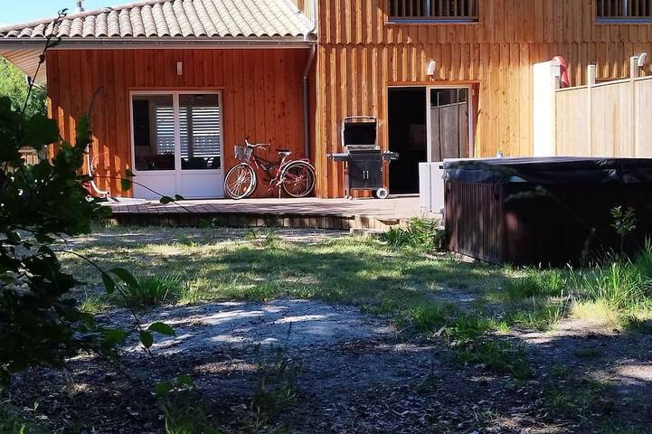 Holiday home for 6 people, with hot tub - 1