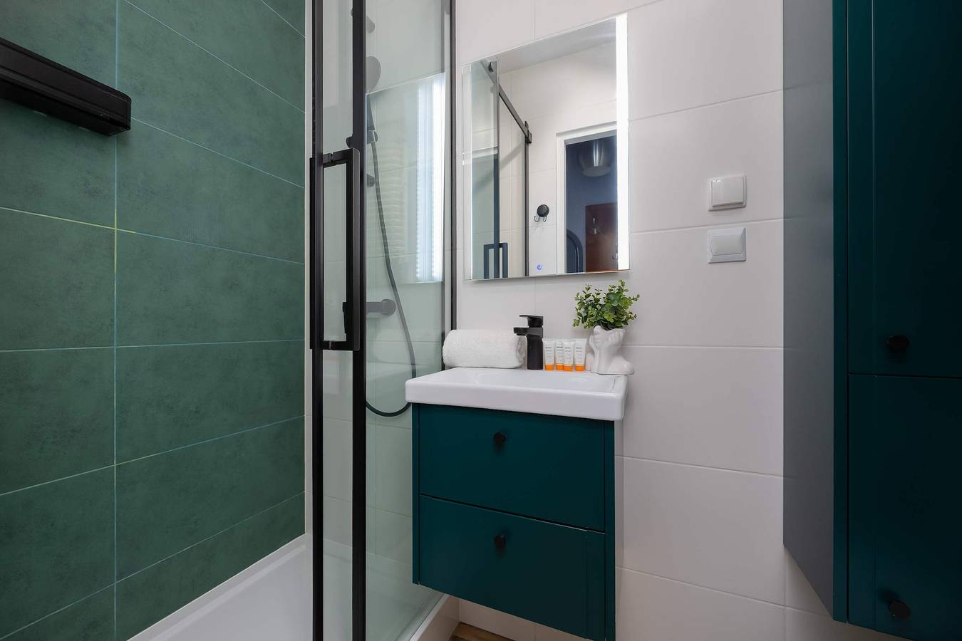 Entire apartment, Emilii Gierczak 6 | Warszawa | Klimatyczny Apartament | Smart Tv in Warsaw, Masovia