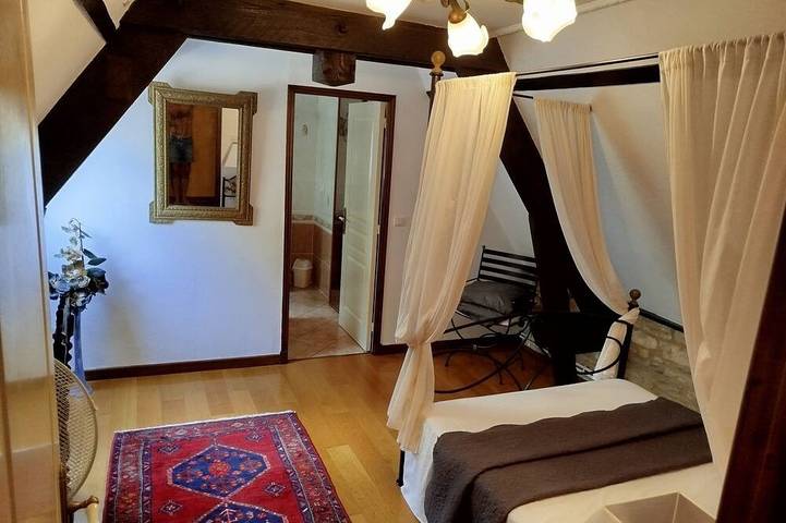 Location de vacances pour 6 personnes, avec terrasse et jardin à Pontcirq - 3