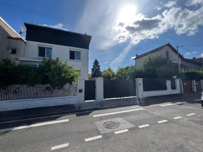 Chalet para 14 personas, con piscina además de jardín y vistas - 1