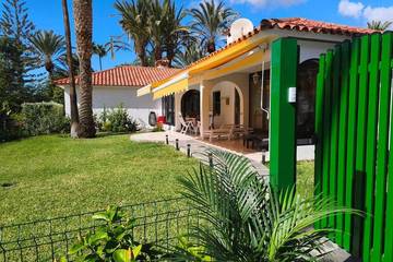 Bungalow für 4 Personen, mit Garten und Pool sowie Terrasse in Playa del Inglés