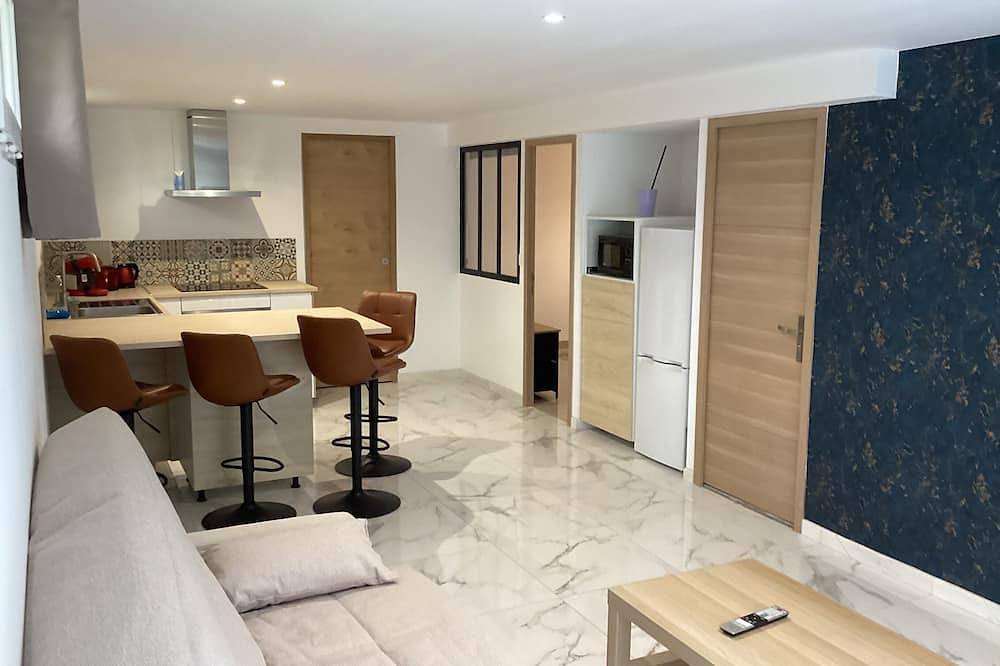 Appartement entier, Appartement indépendant 4 personnes en sous sol dans maison in Janzé, Région de Rennes