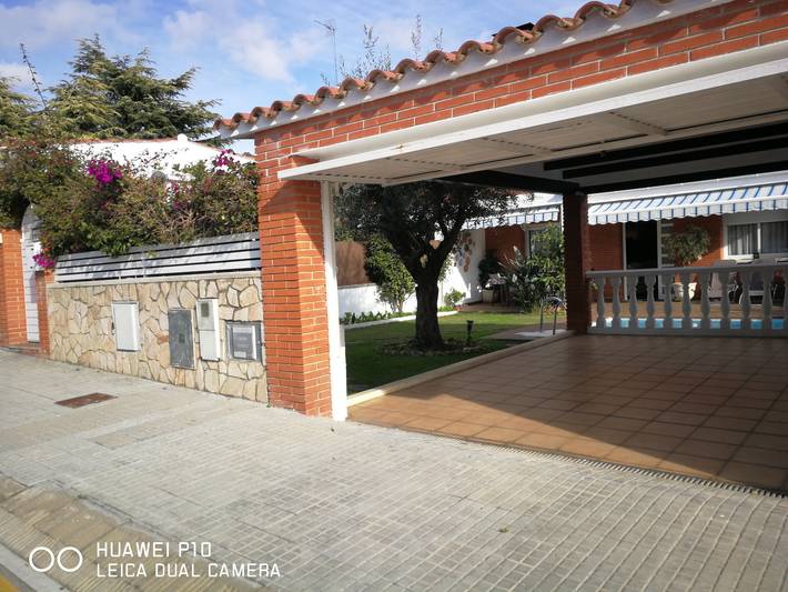 Casa de vacaciones 'Avi' con piscina privada, wifi y aire acondicionado in Supermaresme, San Vicente de Montalt