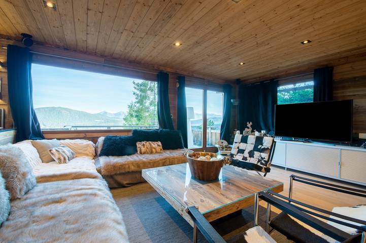 Gîte pour 12 personnes, avec jacuzzi ainsi que jardin et terrasse à Les Angles - 4