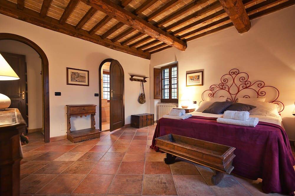 Charming&Luxury Villa near Assisi-Gubbio-Perugia, oasis of peace relax & privacy in Valfabbrica, Provincie Perugia
