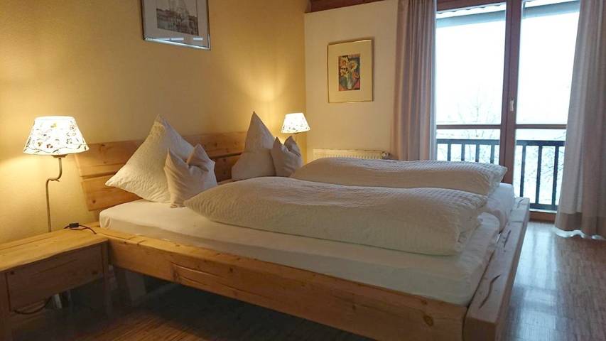 Ferienhaus für 8 Personen, mit Ausblick und Seeblick sowie Garten, mit Haustier am Weissensee - 3