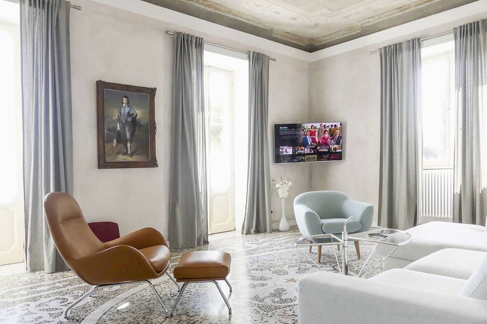 Palazzo Valentino*****    Dolce Vita sul Lago Maggiore in Oggebbio, Oggebbio Gemeinde