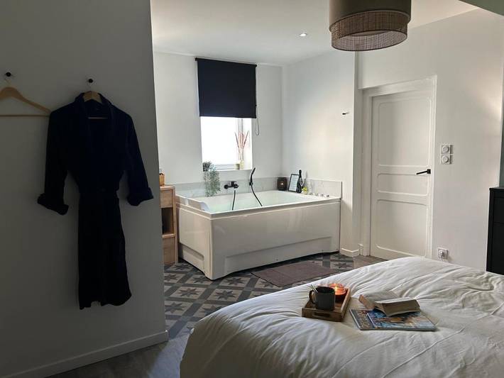 Gîte pour 2 personnes, avec jacuzzi à Moulins - 2