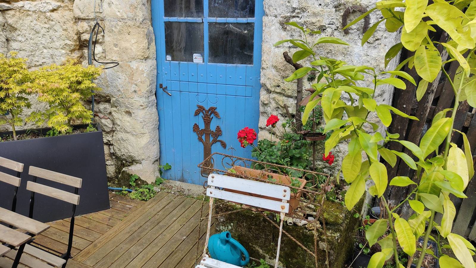 La maison bleue, ferme vigneronne semi-troglodytique 18ème in Montlouis-sur-Loire, Région de Tours