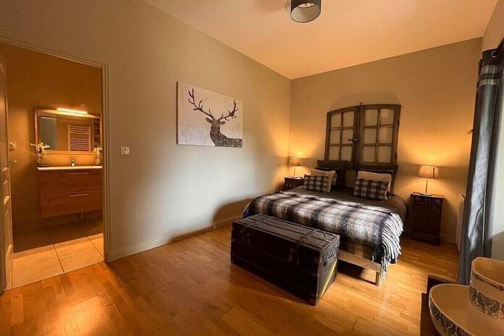 Gîte pour 7 personnes, avec Terrasse et Jardin à Pont-d'Ain - 4