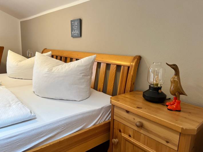 Ganze Ferienwohnung, Landhaus Waldhauser - Ferienwohnung Nr. 15, 1-2 Personen, 33 qm, Wohn-/Schlafraum, Balkon in Schönau am Königssee, Berchtesgadener Alpen
