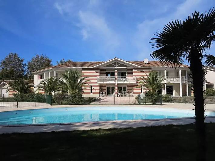 Villa pour 6 personnes, avec Piscine et Vue à Soulac-sur-Mer