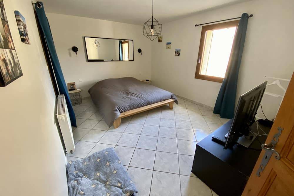 House classified 5 ***** with swimming pool in the heart of the Jabron valley in Les Omergues, Région de Forcalquier