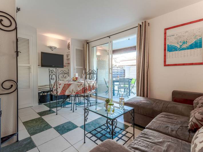 Location de vacances pour 4 personnes, avec terrasse dans Plage Rochelongue - 2