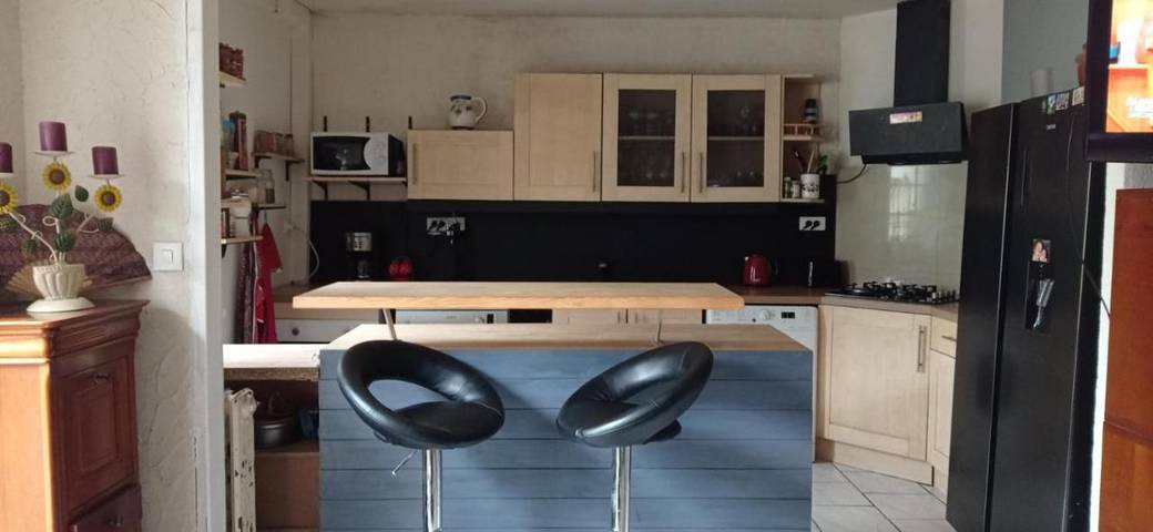 Location de vacances pour 2 personnes, avec vue et balcon à Coulounieix-Chamiers - 4
