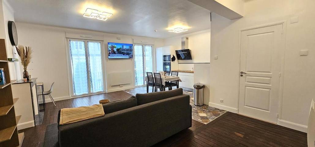 Gîte pour 4 personnes, avec vue à Sourdeval - 2