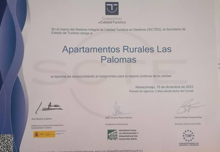 Apartamento de vacaciones para 4 personas, con Balcón y Terraza además de Jardín y Piscina en Valle del Jerte - 4