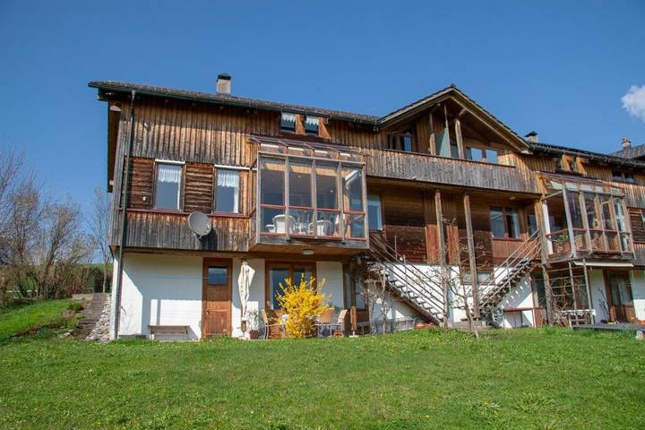 Ferienhaus für 6 Personen, mit Balkon und Terrasse sowie Garten und Sauna in Egg