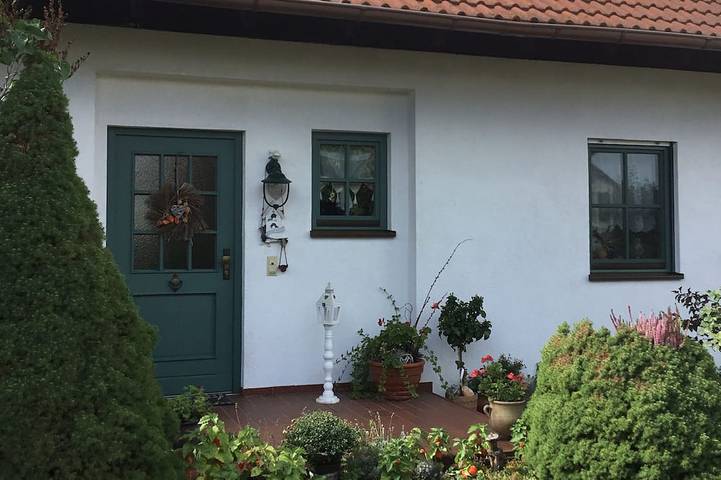 Ferienwohnung für 4 Personen, mit Balkon und Garten in Doberschütz