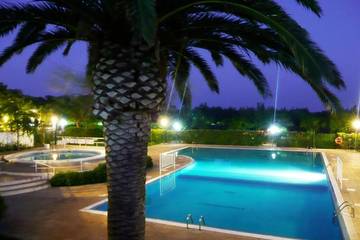 Ferienwohnung für 3 Personen, mit Garten und Pool in Montroig Bahia
