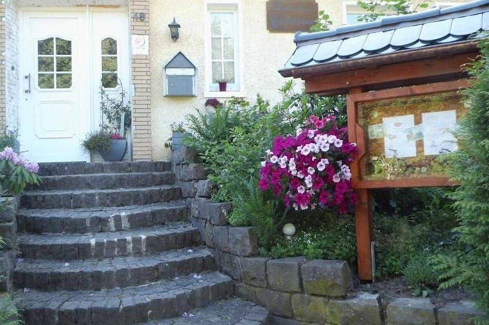 Familienzimmer - Pension Waldsauna in Arnsberg, Hochsauerlandkreis
