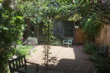 Location de vacances pour 2 personnes, avec jardin et piscine à Alet-les-Bains