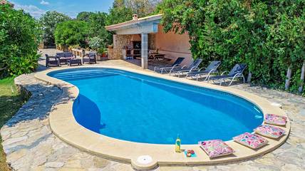Villa in Búger, Majorca Center für 6 